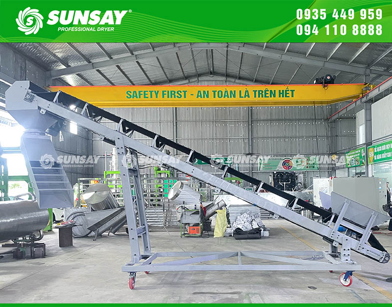 Băng tải cấp liệu cho máy sấy