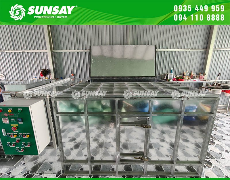 Máy có hệ thống điều khiển dễ sử dụng, chỉ cần vài thao tác